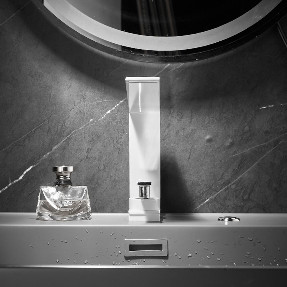 Waterfall Single-Hole Bathroom Faucet, Single-Handle Brass Faucet, Matte Black / Matte White / Chrome / Gunmetal