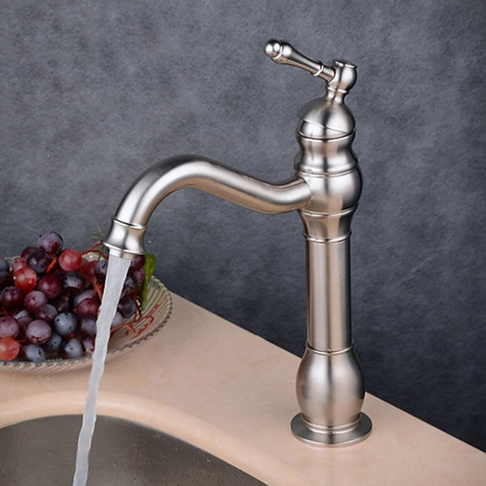 360-Degree Swivel Single-Hole Bathroom Faucet, Single-Handle High Arc Faucet, Antique Brass / Oil-Rubbed Bronze / Brushed Nickel / Chrome