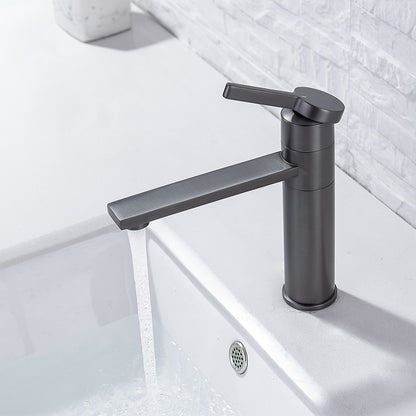 360-Degree Swivel Modern Bathroom Faucet, Single-Handle Vanity Faucet, Brushed Gold / Gunmetal / Matte Black / Chrome