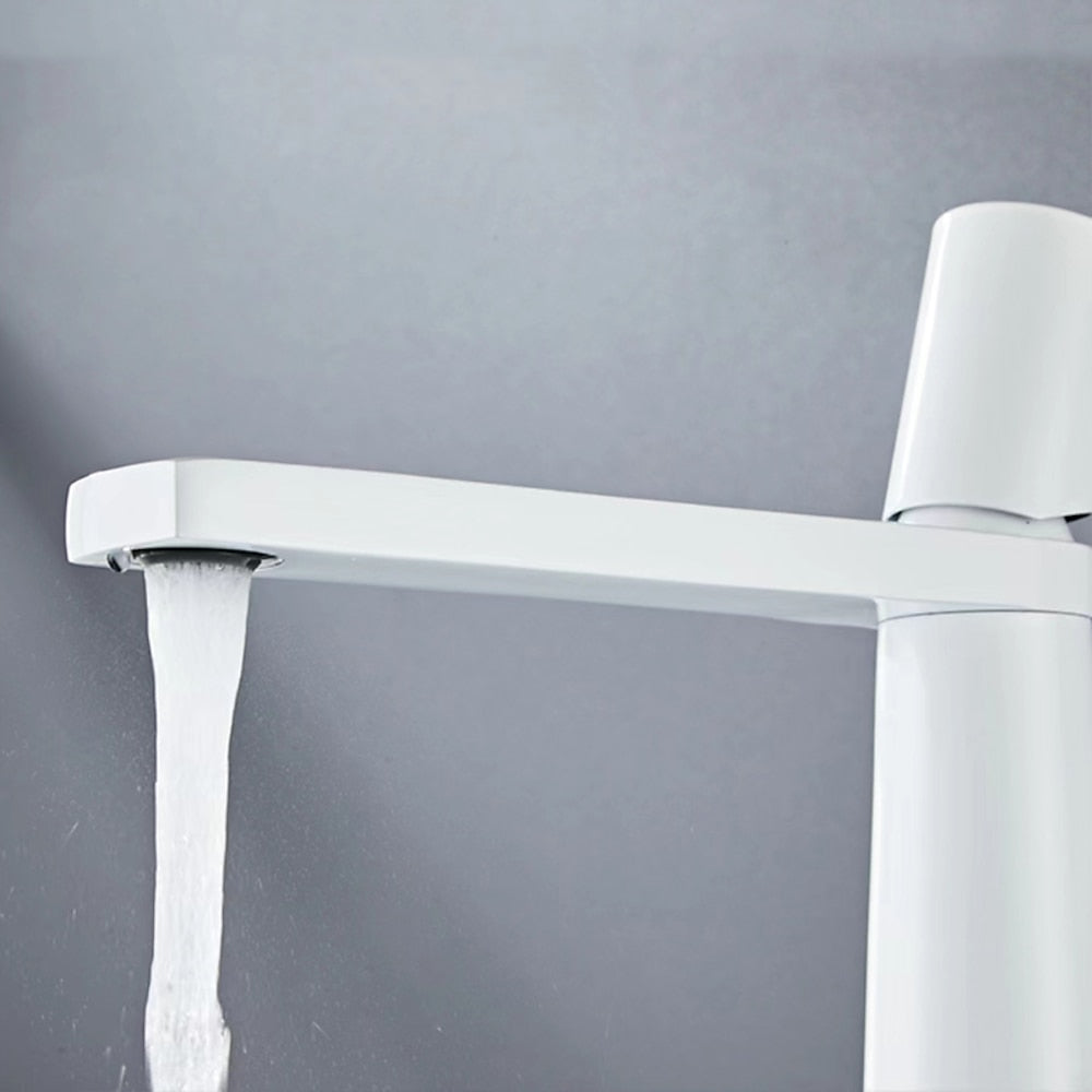 Modern Single-Hole Bathroom Faucet, Single-Handle Brass Basin Faucet, Chrome / Matte Black / Gunmetal / Brushed Gold / Matte White