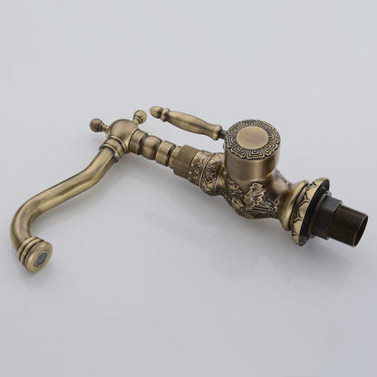 360-Degree Swivel Spout Bathroom Faucet, Single-Handle Vintage Brass Faucet, Antique Brass / Copper