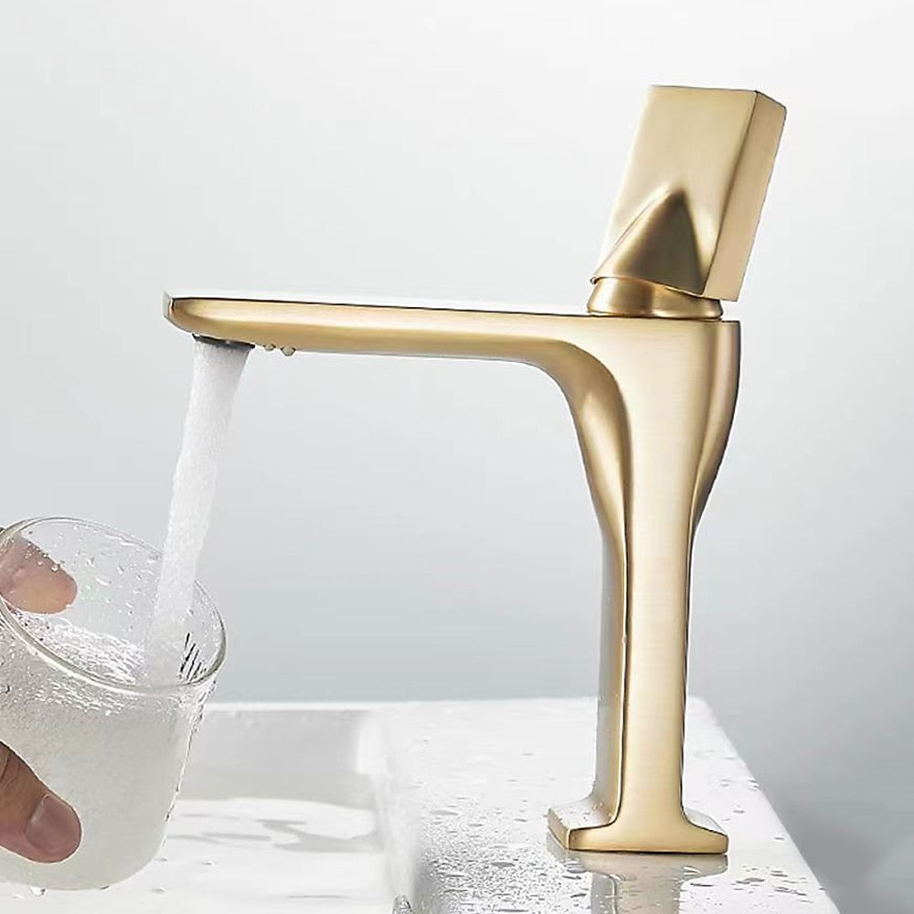 Brushed Gold Modern Bathroom Sink Faucet, Single-Hole Single-Handle Brass Faucet