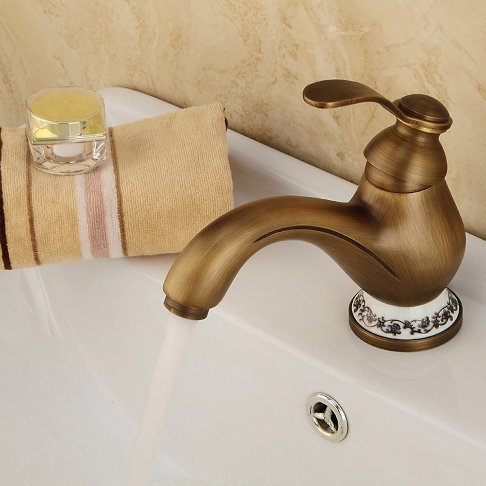 Vintage Antique Brass Bathroom Faucet, Single-Handle Single-Hole Faucet with Floral Ceramic Base