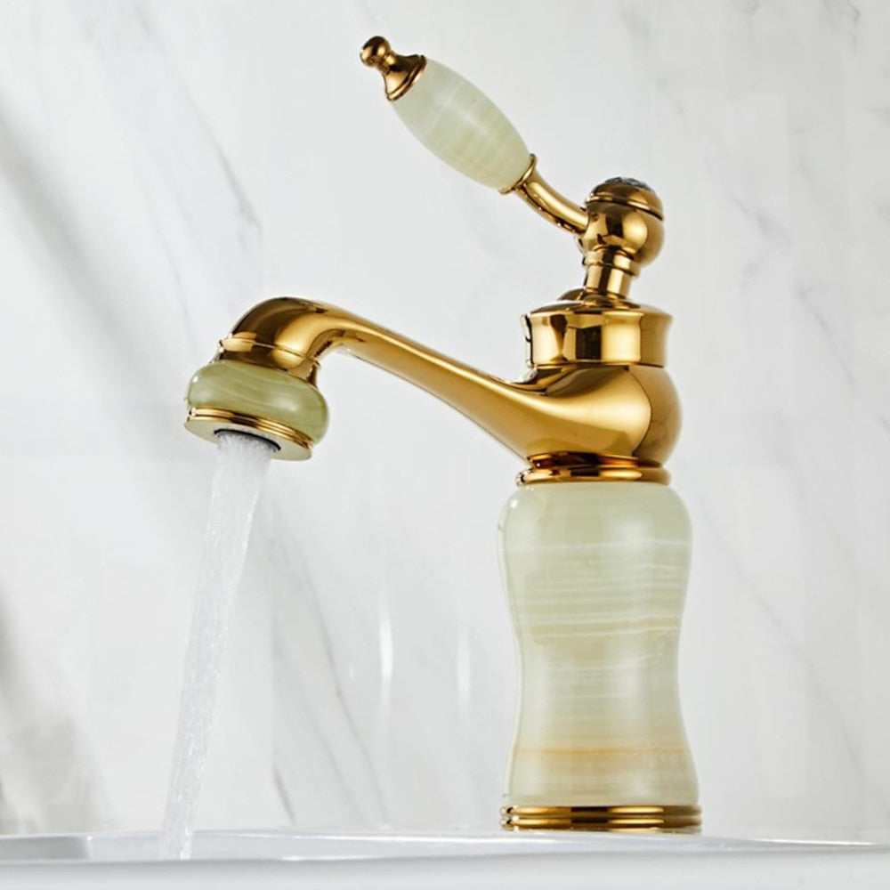 Traditional Single-Hole Bathroom Faucet, Single-Handle Brass Basin Faucet