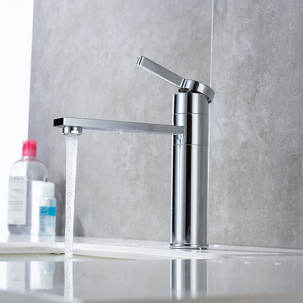 360-Degree Swivel Modern Bathroom Faucet, Single-Handle Vanity Faucet, Brushed Gold / Gunmetal / Matte Black / Chrome