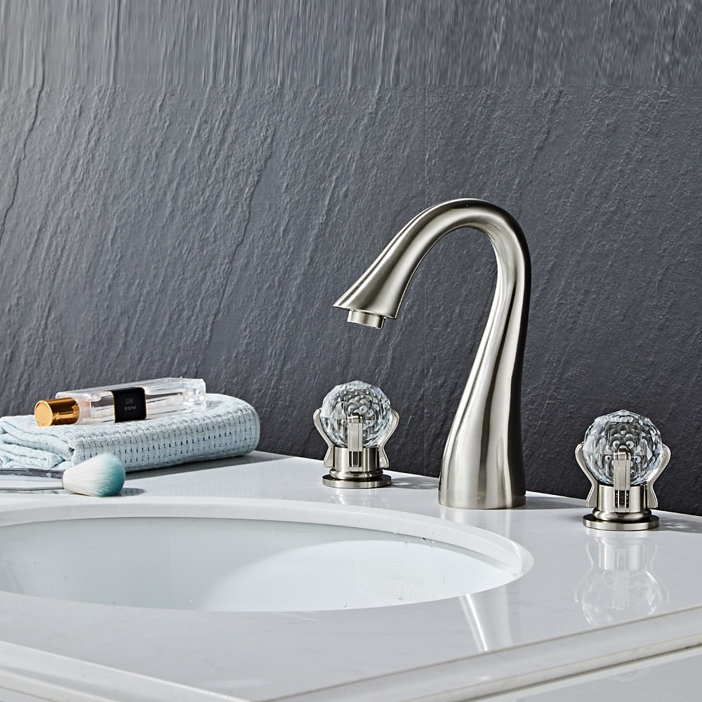 Crystal Knob Handle Widespread Bathroom Faucet, Modern Dual-Handle 3-Hole Faucet, Polished Gold / Chrome / Brushed Nickel
