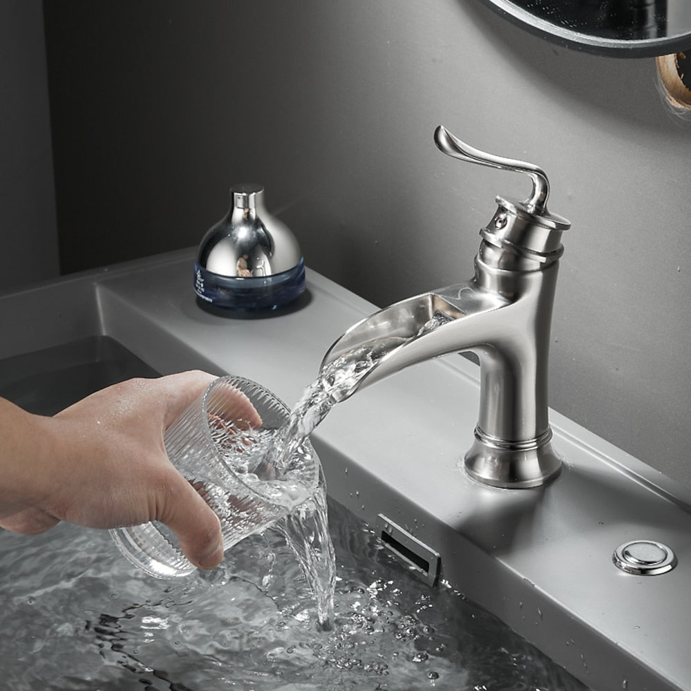 Waterfall Bathroom Faucet, Modern Single-Handle Brass Basin Faucet, Brushed Nickel / Matte Black