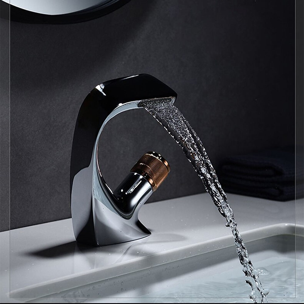 Waterfall Single-Hole Bathroom Faucet, Modern Brass Single-Handle Faucet