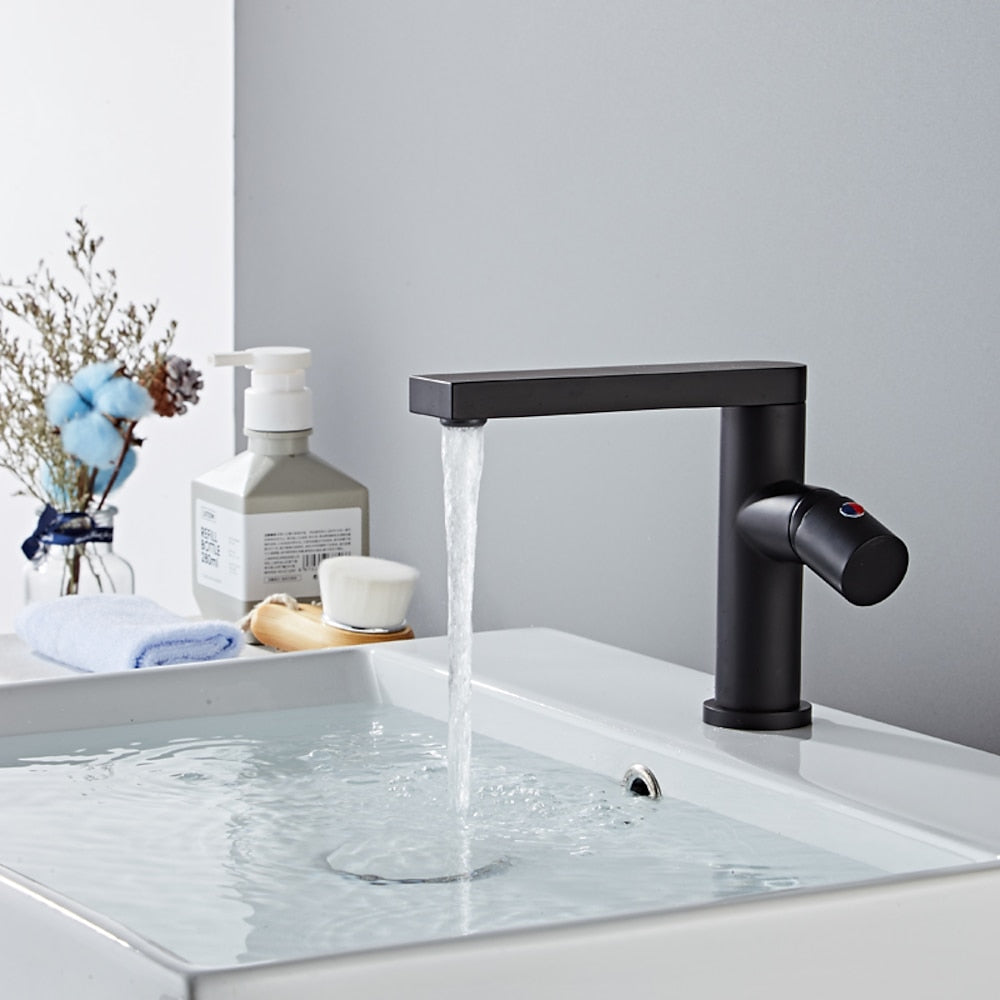 Modern Brass Single-Hole Bathroom Faucet, Single-Handle Swivel Spout Faucet, Brushed Gold / Matte Black