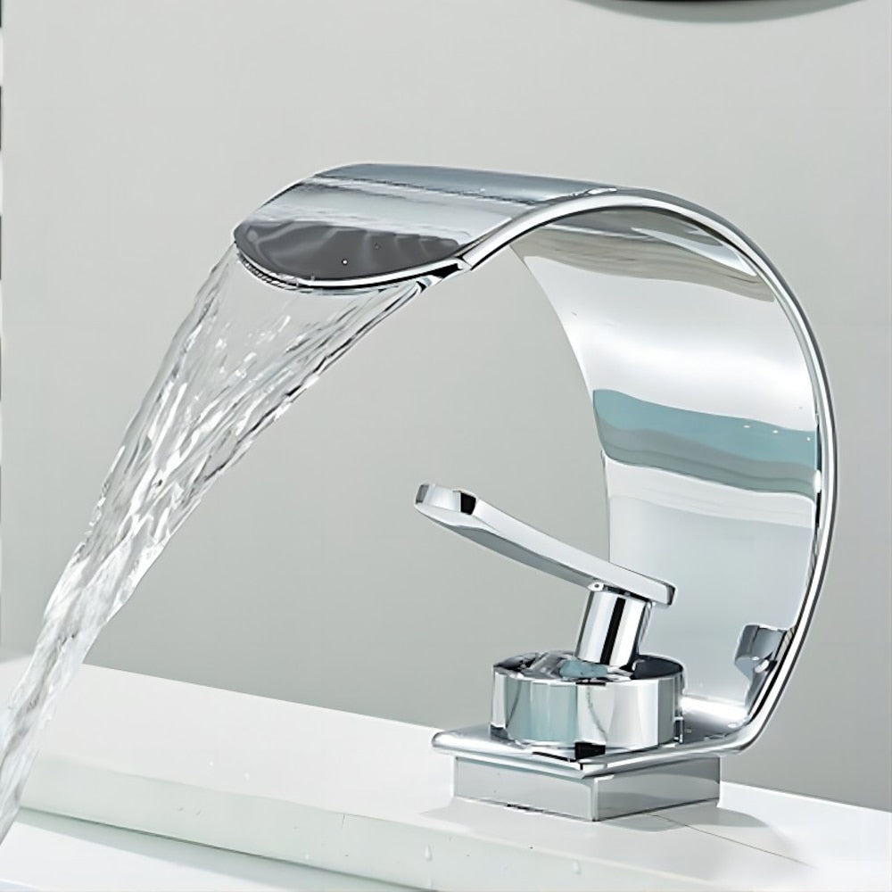 Waterfall Single-Handle Single-Hole Bathroom Faucet, Deck Mounted Basin Faucet