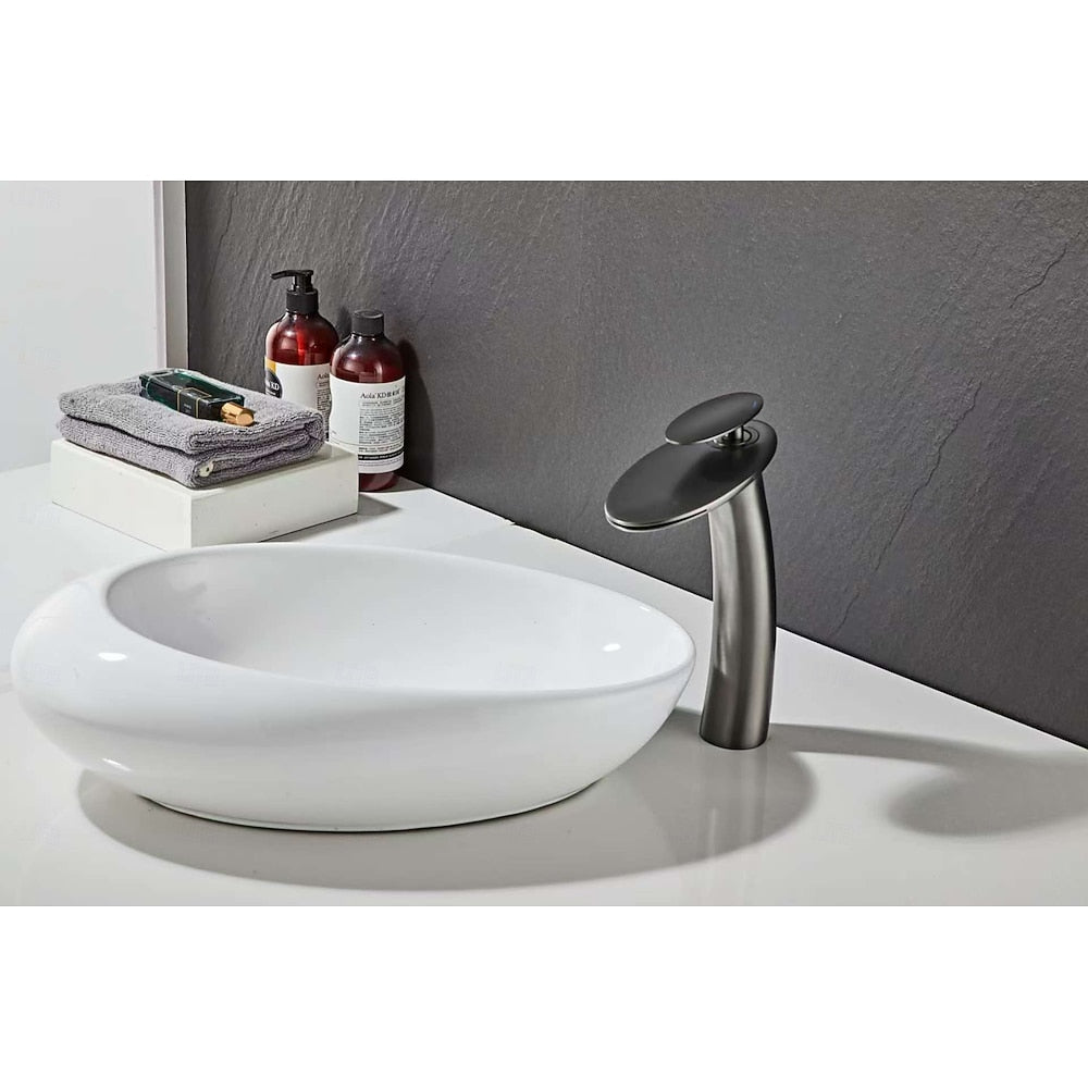 Modern Waterfall Vessel Bathroom Faucet, Single-Hole Single-Handle Faucet