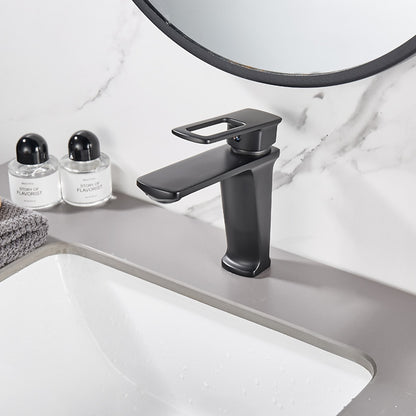 Modern Single-Hole Bathroom Sink Faucet, Single-Handle Brass Basin Faucet, Matte Black / Gunmetal / Chrome