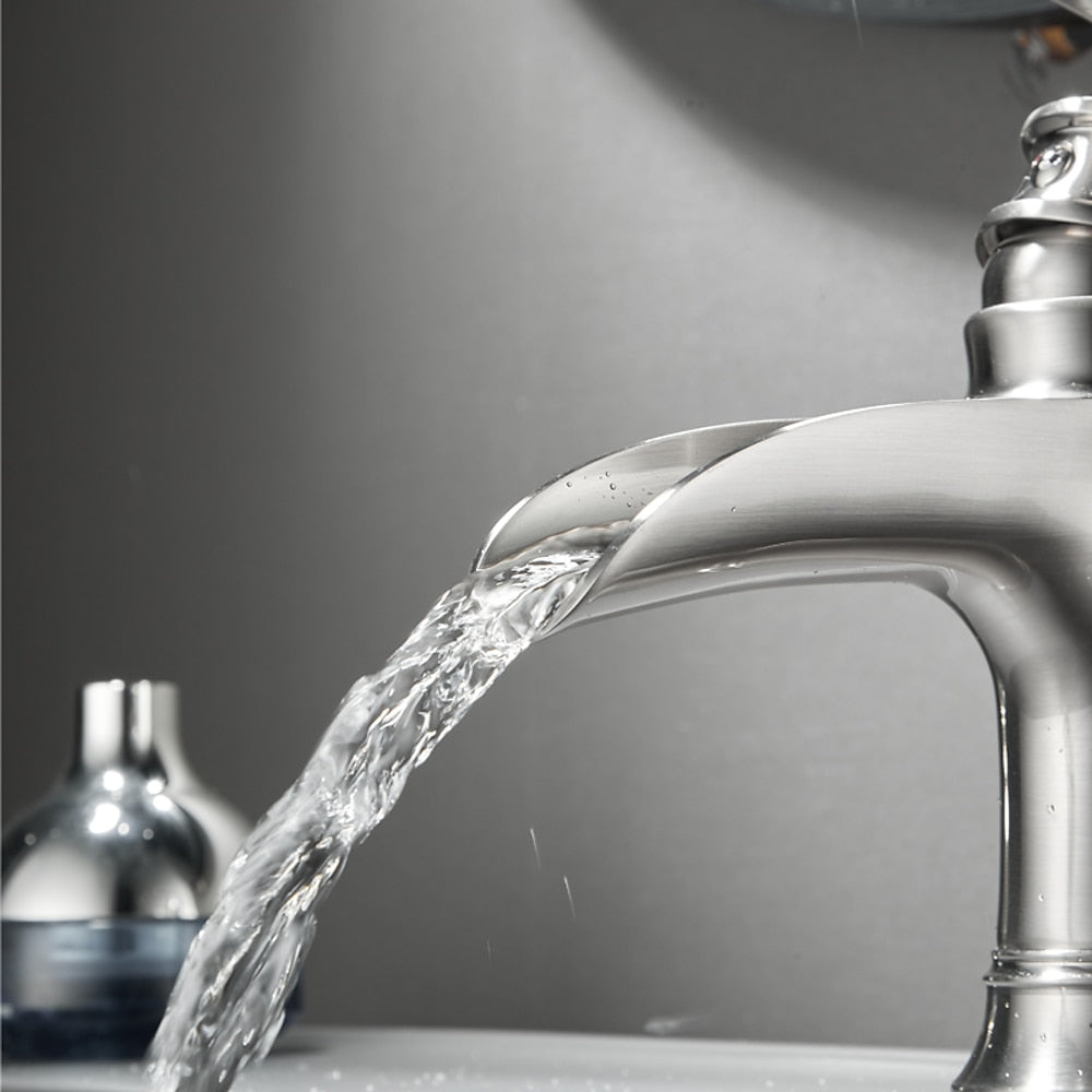 Waterfall Bathroom Faucet, Modern Single-Handle Brass Basin Faucet, Brushed Nickel / Matte Black