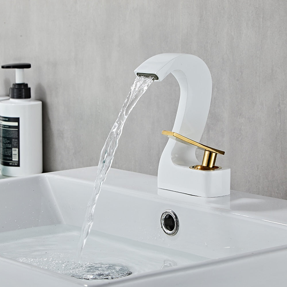 Waterfall Single-Hole Bathroom Faucet, Single-Handle Brass Faucet
