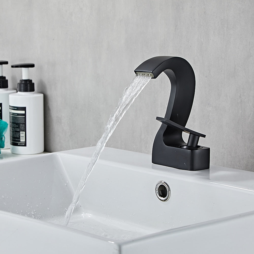 Waterfall Single-Hole Bathroom Faucet, Single-Handle Brass Faucet