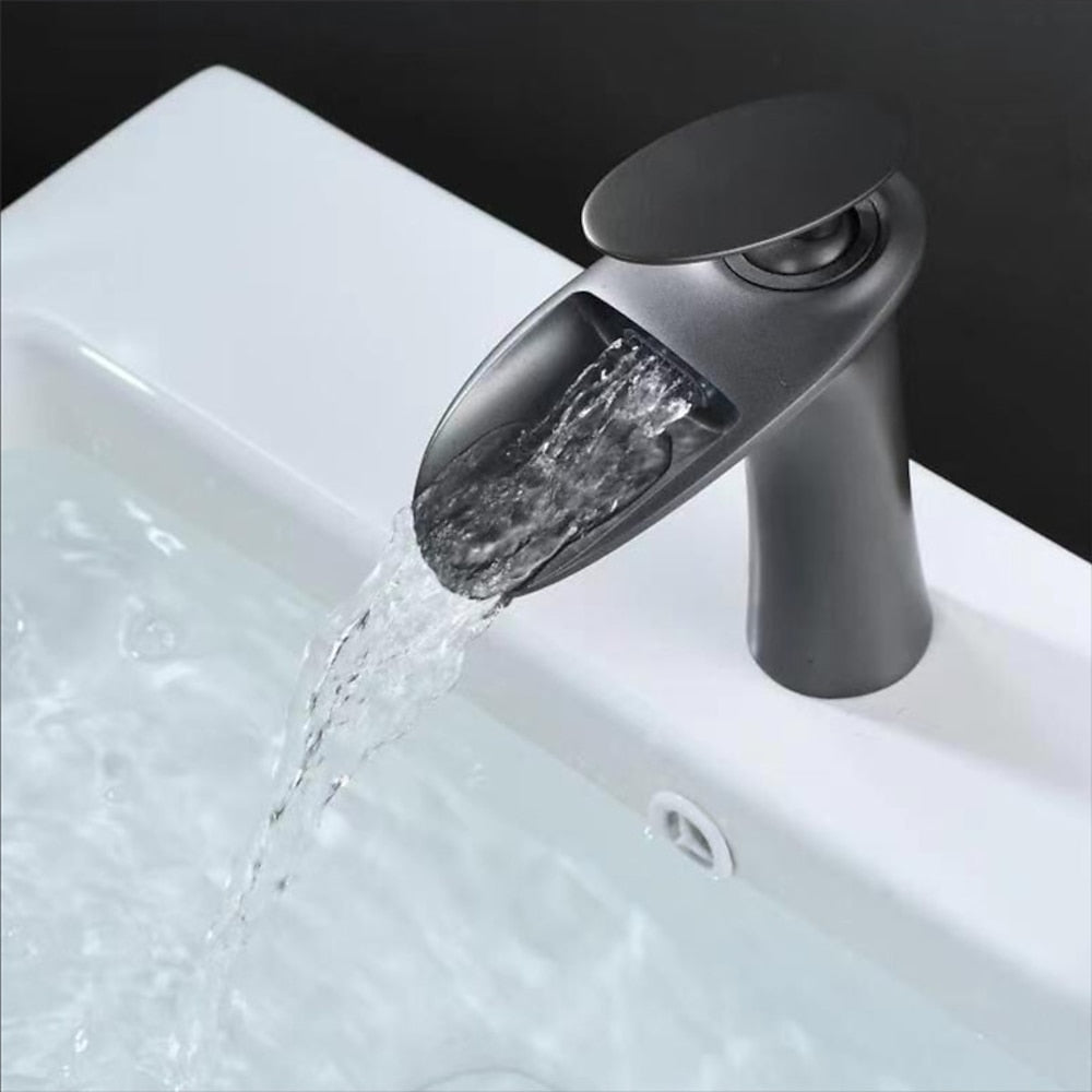 Modern Waterfall Bathroom Faucet, Single-Handle Single-Hole Faucet