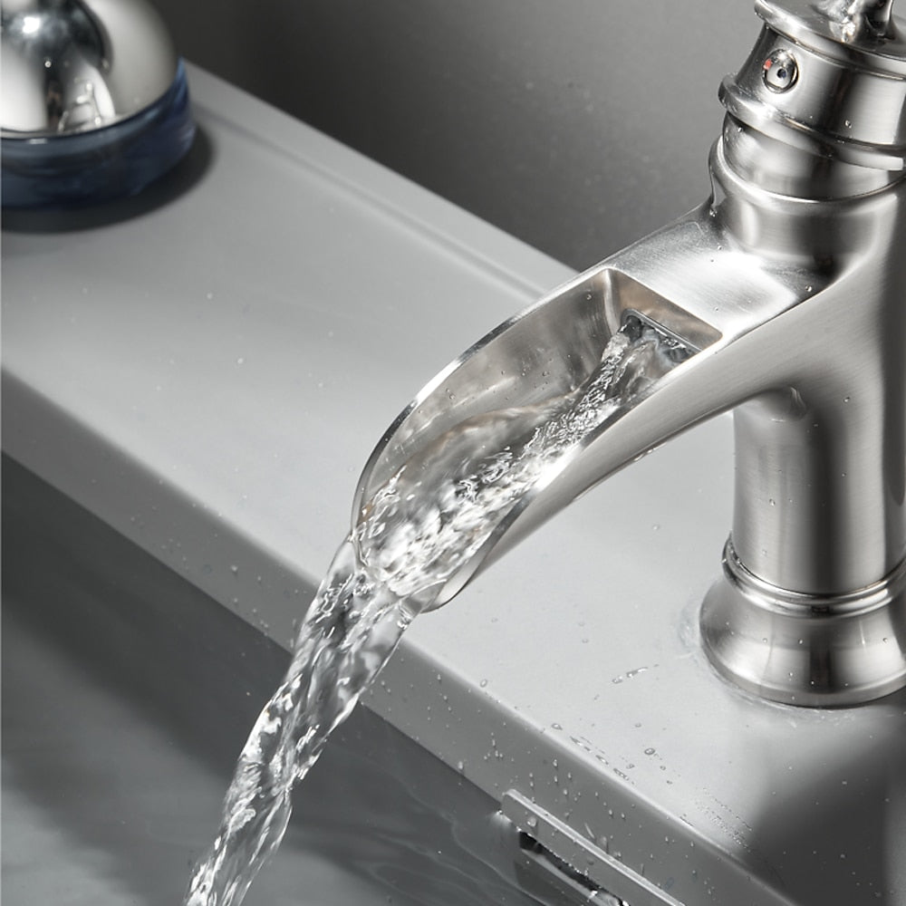 Waterfall Bathroom Faucet, Modern Single-Handle Brass Basin Faucet, Brushed Nickel / Matte Black
