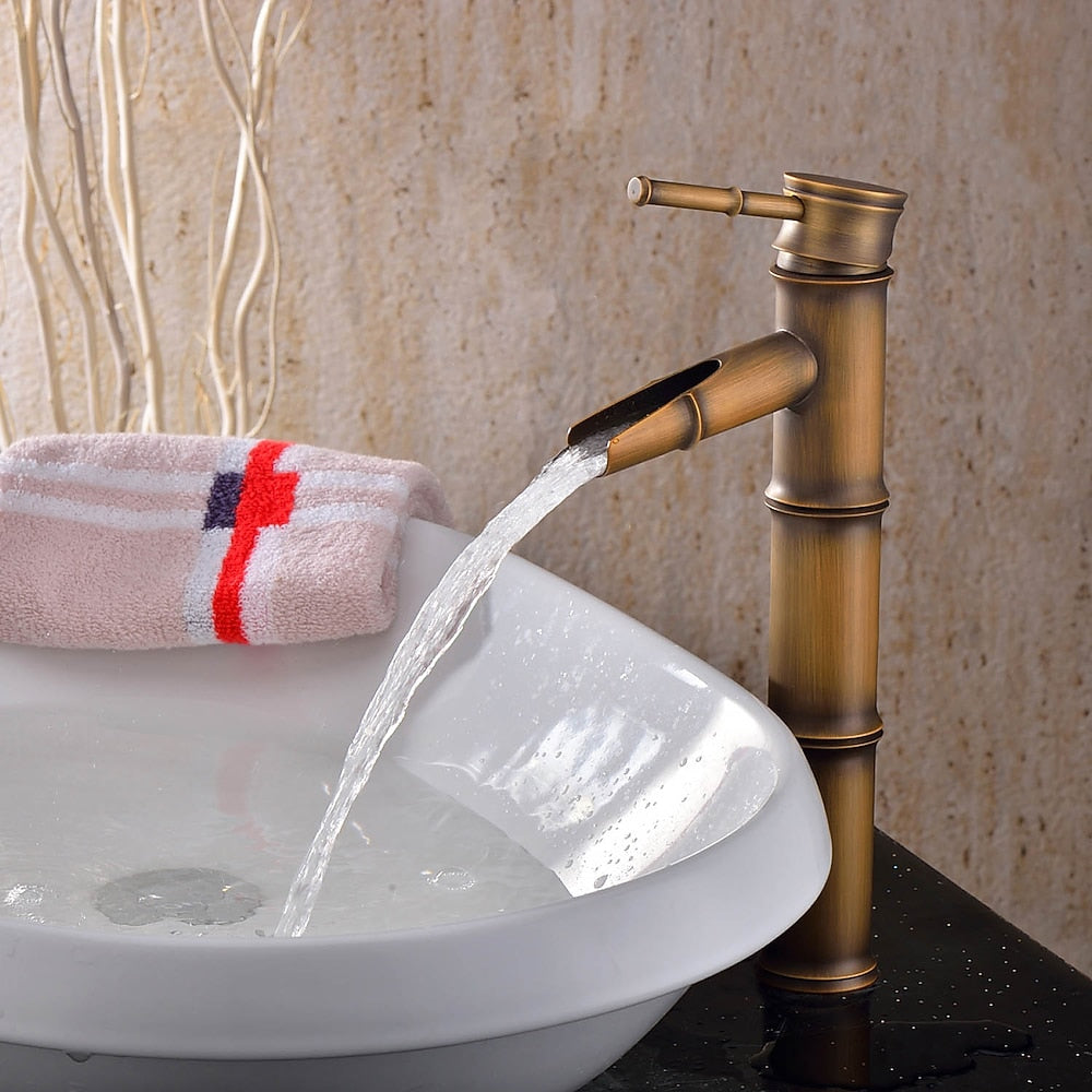 Antique Brass Vintage Single-Hole Faucet, Single-Handle Bamboo Vessel Sink Faucet