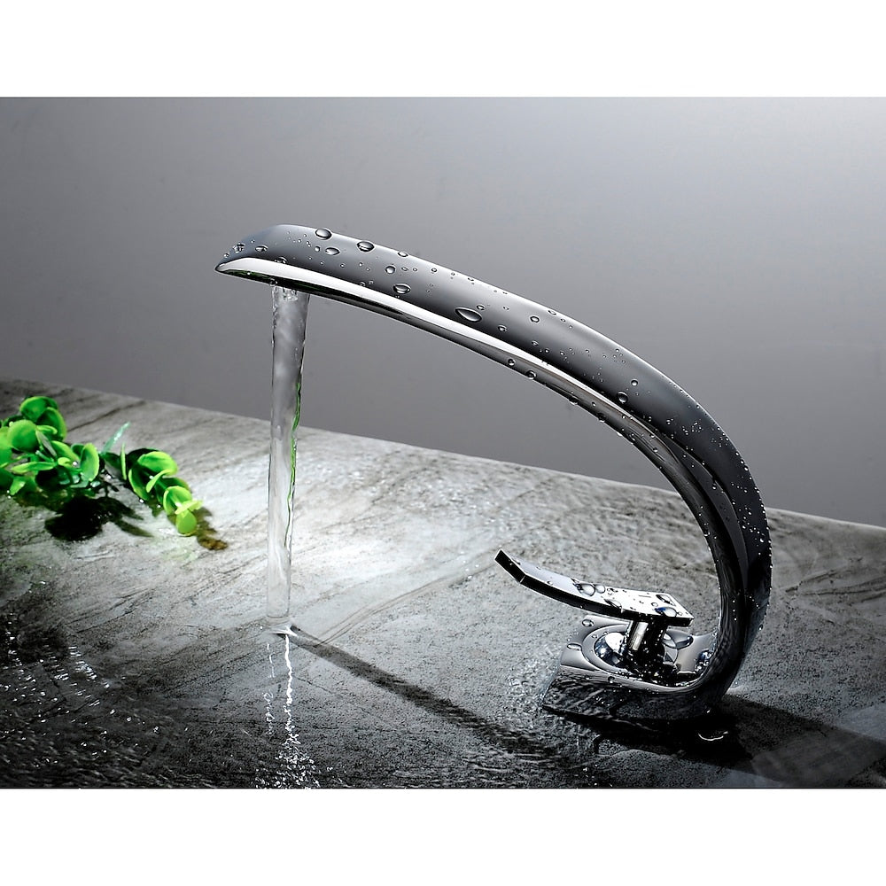 Waterfall Single-Hole Bathroom Faucet, Single-Handle Brass Faucet, Chrome / Matte Black / Polished Gold / Rose Gold