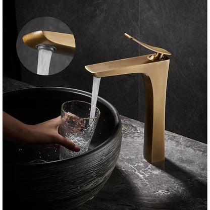 Modern Single-Hole Waterfall Bathroom Faucet, Single-Handle Brass Faucet