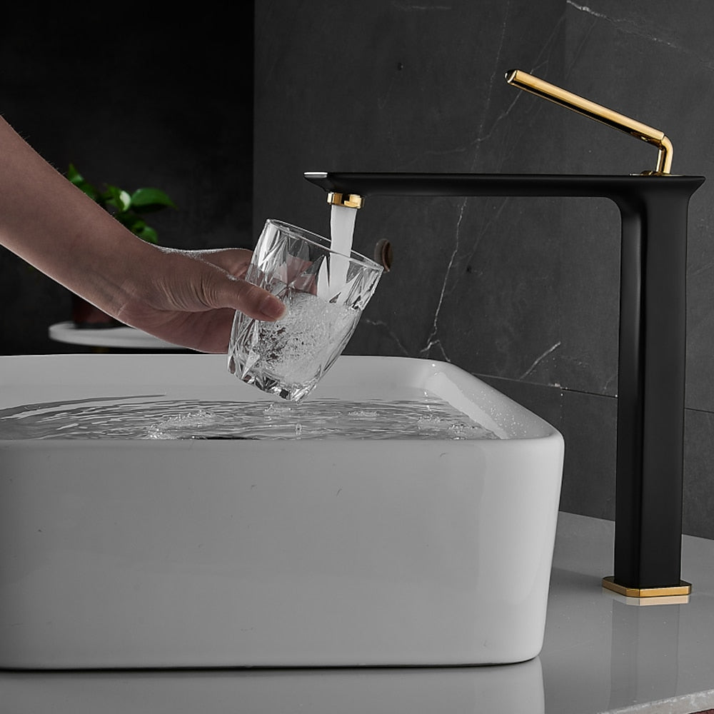 Modern Single-Hole Bathroom Faucet, Single-Handle Brass Vessel Sink Faucet