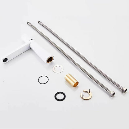 Modern Single-Hole Bathroom Faucet, Single-Handle Brass Basin Faucet, Chrome / Matte Black / Gunmetal / Brushed Gold / Matte White