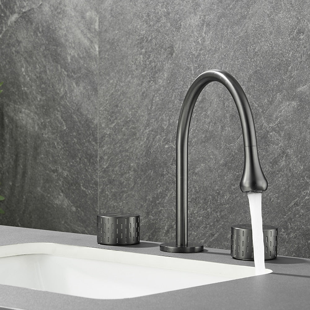 360-Degree Swivel Modern Bathroom Sink Faucet, 3-Hole Widespread Brass Faucet, Gunmetal / Matte Black / Brushed Gold / Chrome